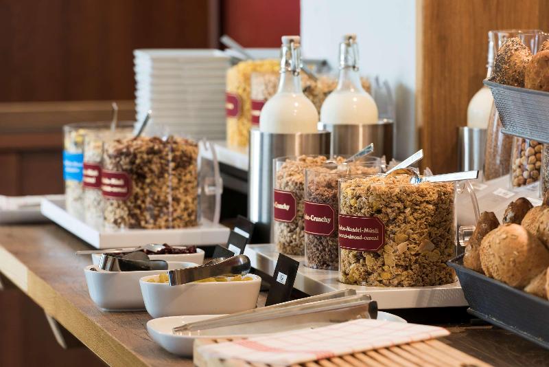Hotel Wolfsburg Centrum Affiliated by Meliá - Restoran