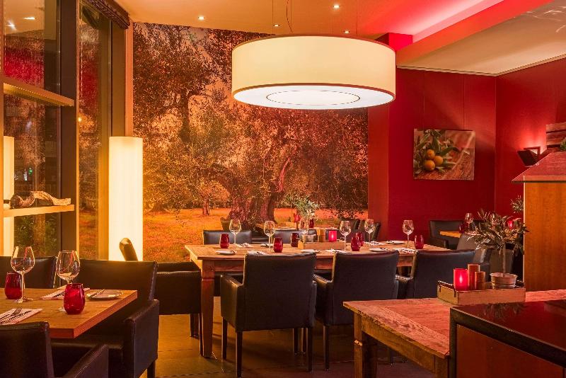 Hotel Wolfsburg Centrum Affiliated by Meliá - Restoran