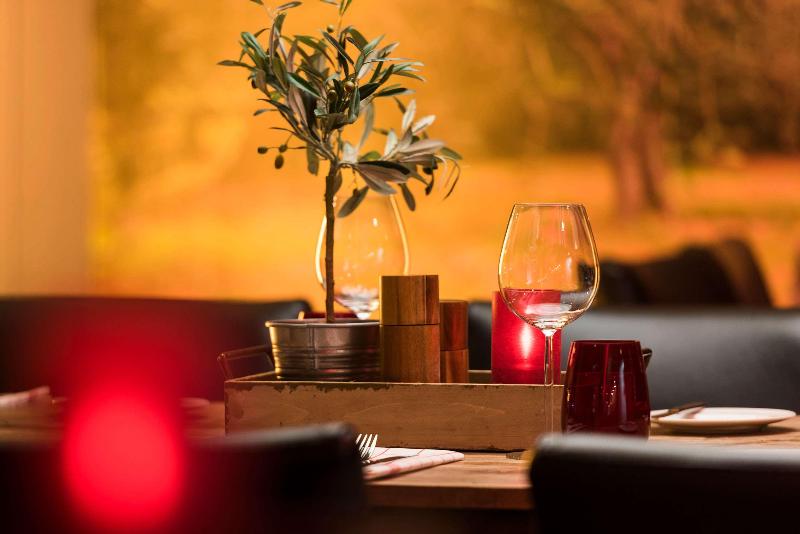 Hotel Wolfsburg Centrum Affiliated by Meliá - Restoran