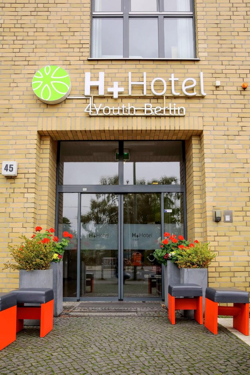 H+ Hotel4Youth Berlin - Genel
