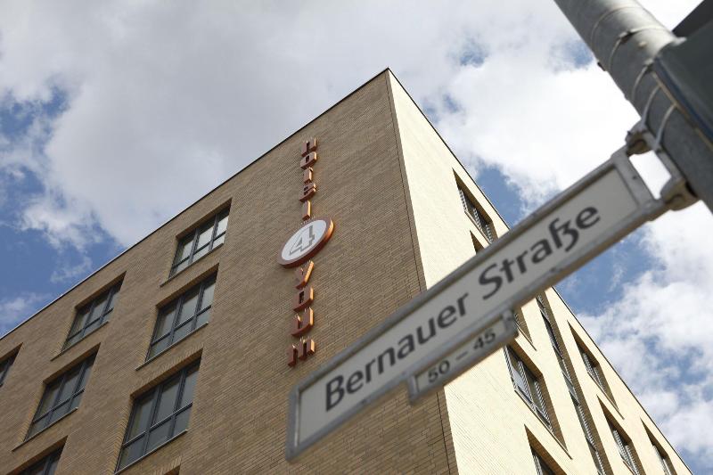 H+ Hotel4Youth Berlin - Genel