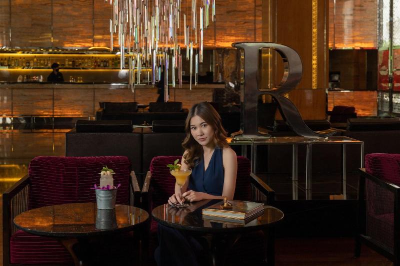 Renaissance Bangkok Ratchaprasong Hotel - Bar