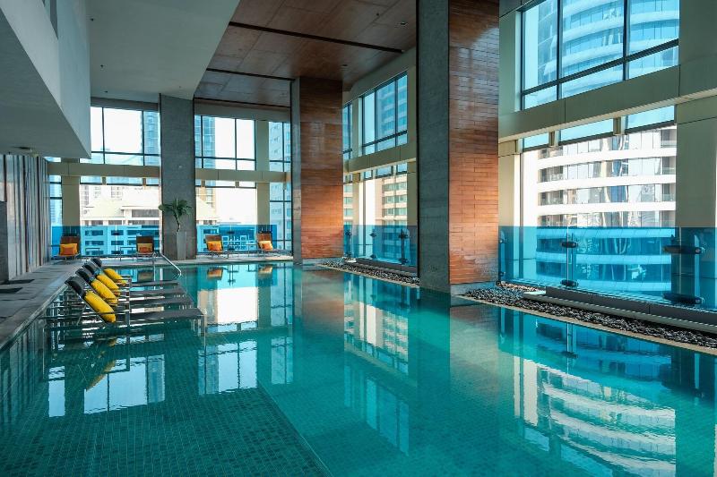 Renaissance Bangkok Ratchaprasong Hotel - Havuz