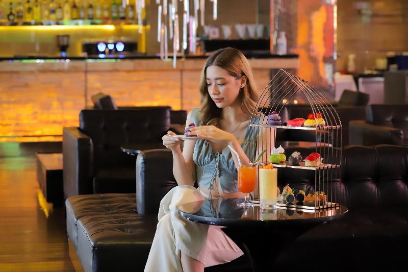 Renaissance Bangkok Ratchaprasong Hotel - Restoran