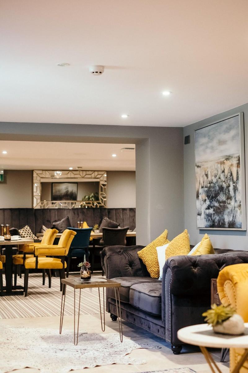 Le Pommier Hotel & Restaurant - Bar