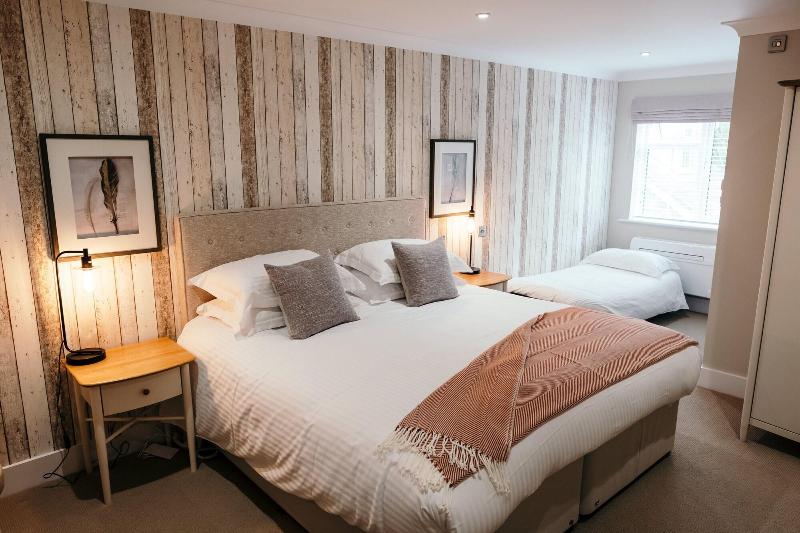 Le Pommier Hotel & Restaurant - Oda