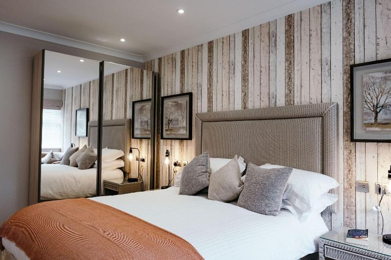 Le Pommier Hotel & Restaurant - Oda