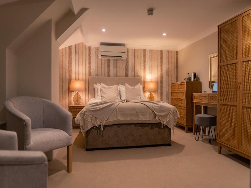 Le Pommier Hotel & Restaurant - Oda