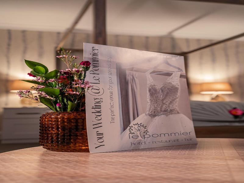 Le Pommier Hotel & Restaurant - Oda