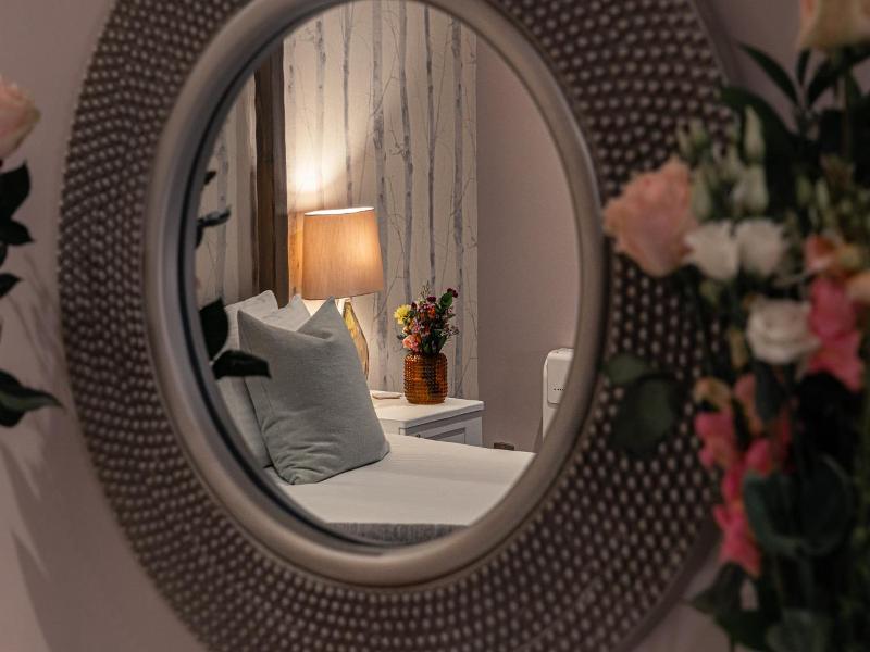 Le Pommier Hotel & Restaurant - Oda