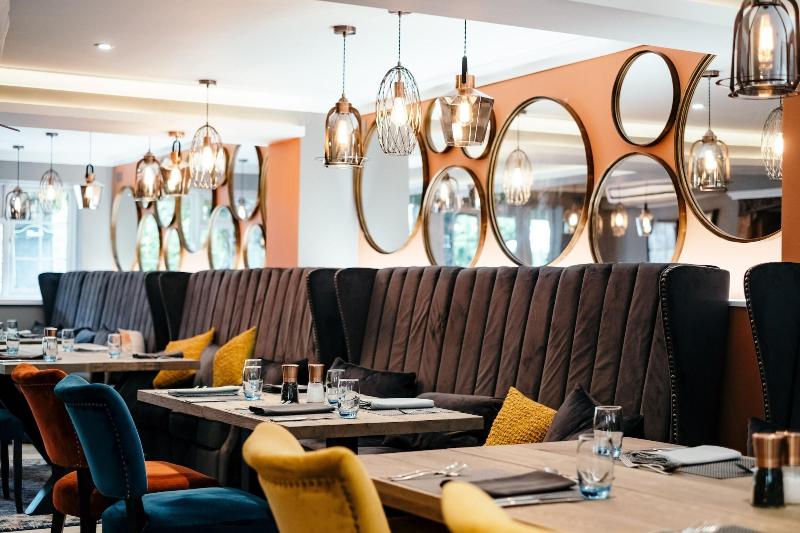 Le Pommier Hotel & Restaurant - Restoran