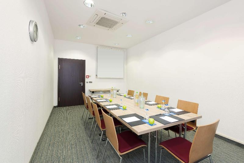 B&B HOTEL Krefeld Süd - Toplantı