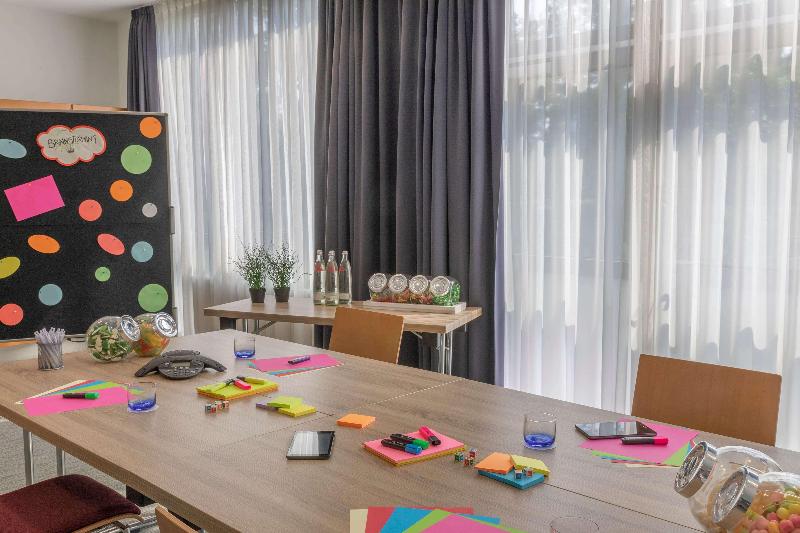 B&B HOTEL Krefeld Süd - Toplantı