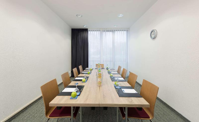 B&B HOTEL Krefeld Süd - Toplantı