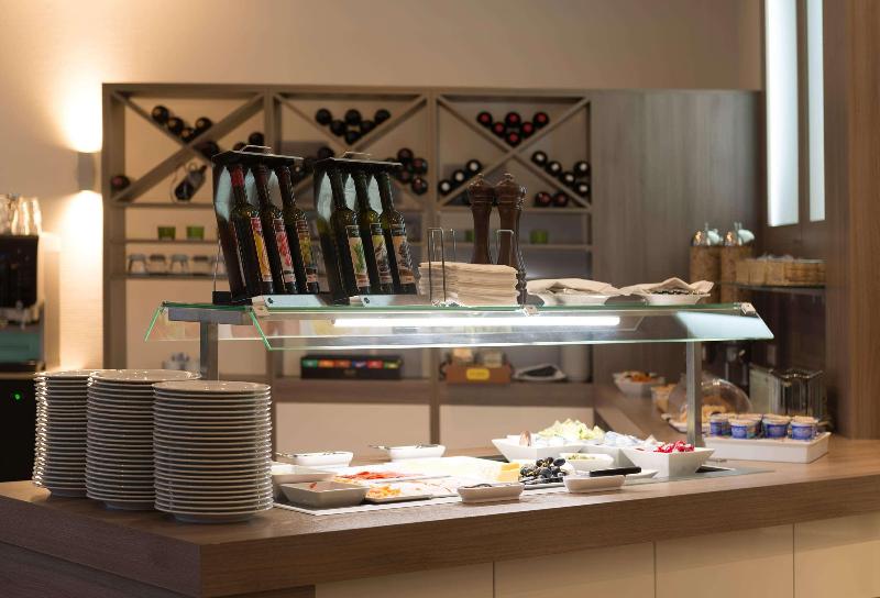 B&B HOTEL Krefeld Süd - Restoran