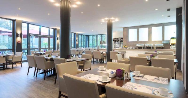 B&B HOTEL Krefeld Süd - Restoran