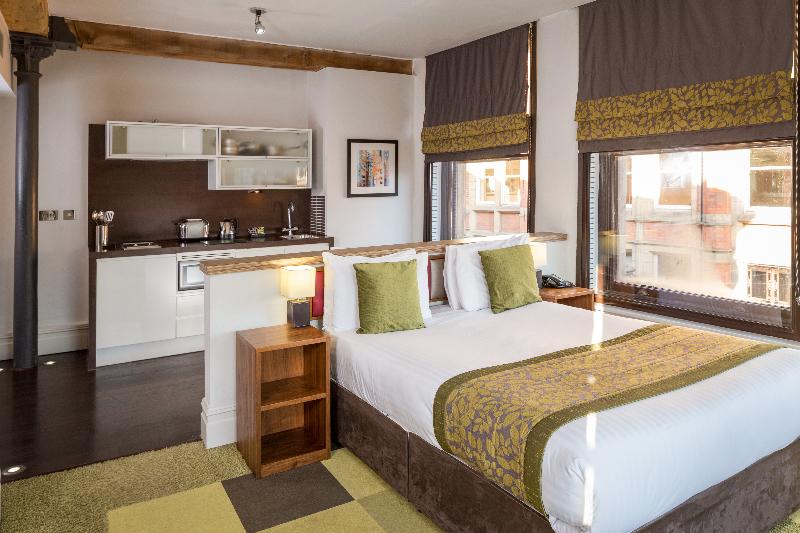 Roomzzz Manchester - Oda