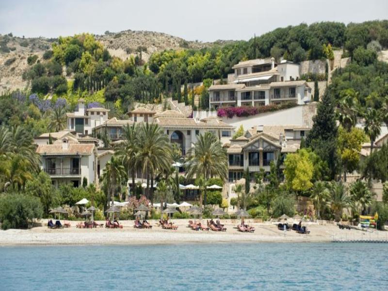 Columbia Beach Resort - Genel