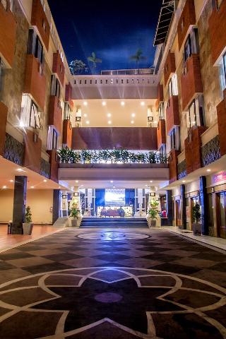 Famous Hotel Kuta fotoÄŸrafÄ±