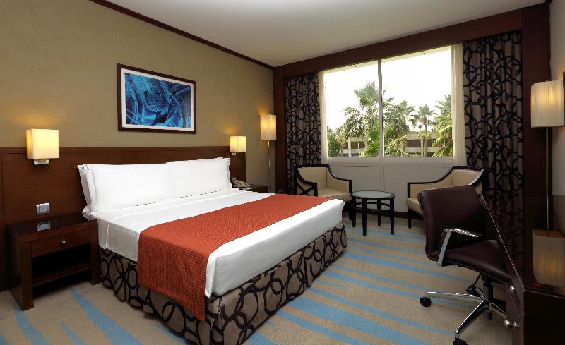 Holiday Inn Riyadh Izdihar - Oda