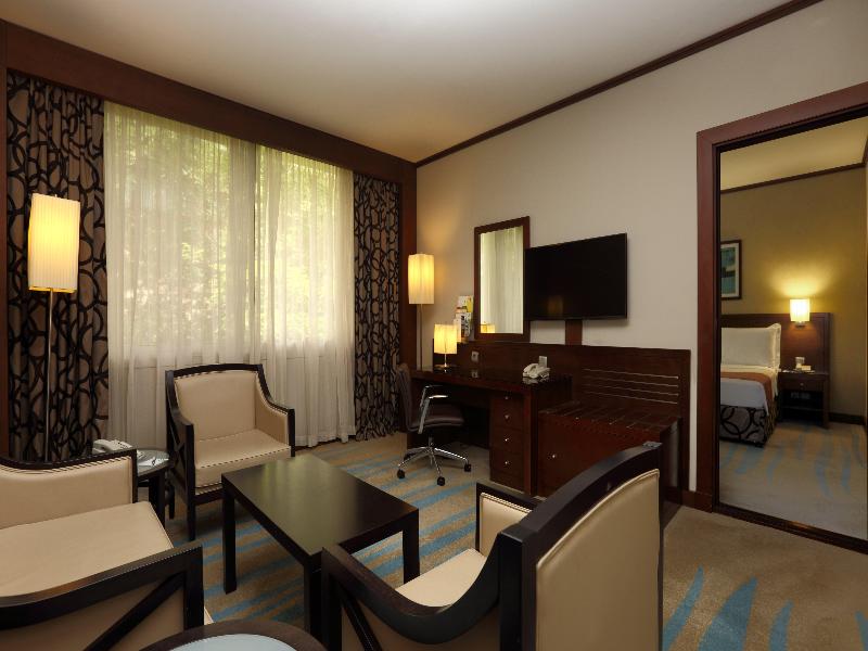 Holiday Inn Riyadh Izdihar - Oda