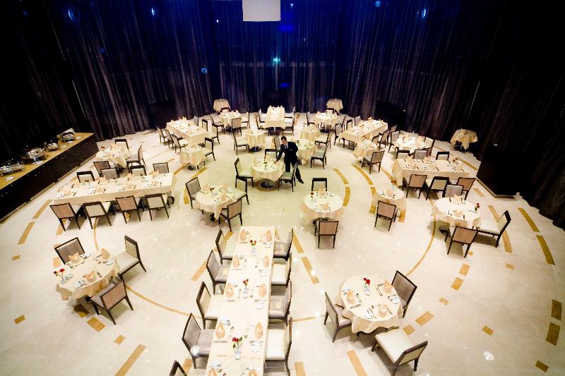 Holiday Inn Riyadh Izdihar - Restoran