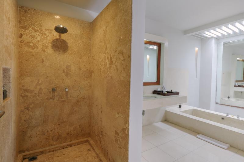 Kaisa Villas Seminyak - Oda