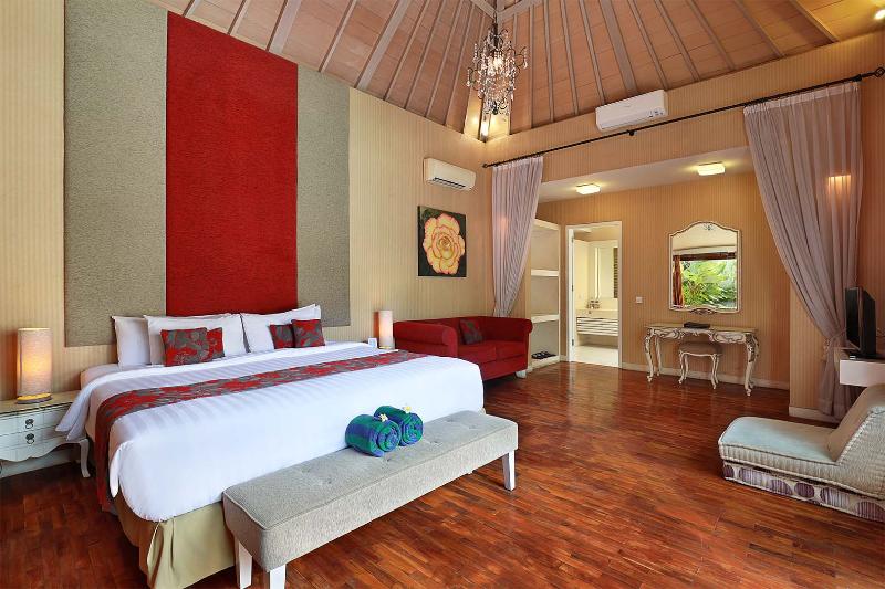 Kaisa Villas Seminyak - Oda