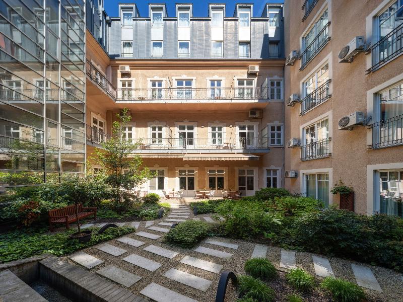 Mamaison Residence Izabella Budapest - Genel