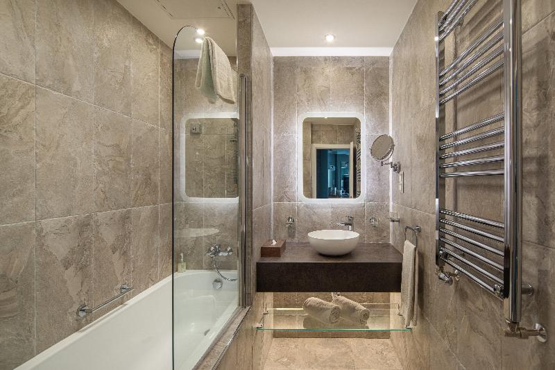 Mamaison Residence Izabella Budapest - Oda