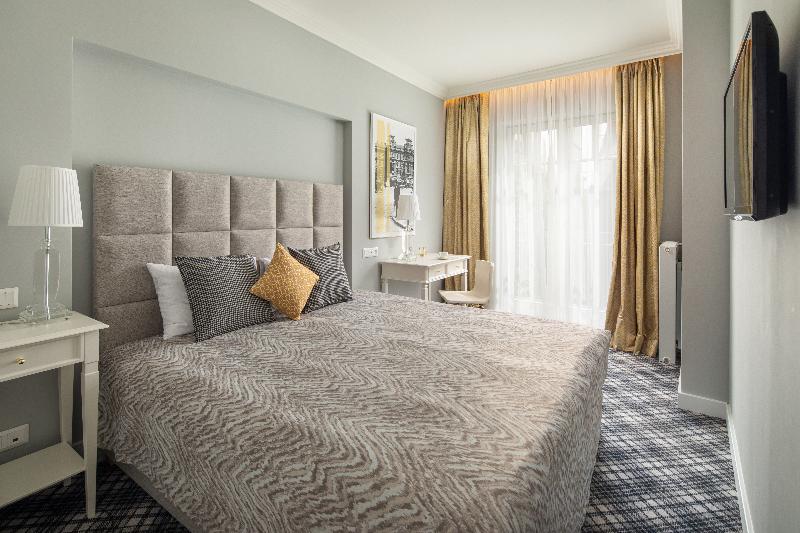 Mamaison Residence Izabella Budapest - Oda