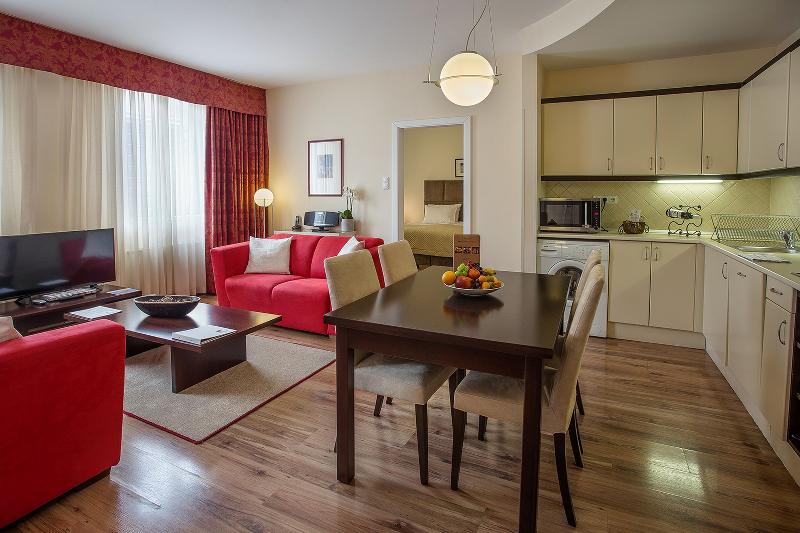 Mamaison Residence Izabella Budapest - Oda
