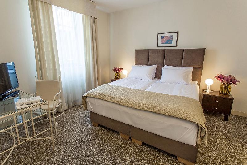 Mamaison Residence Izabella Budapest - Oda