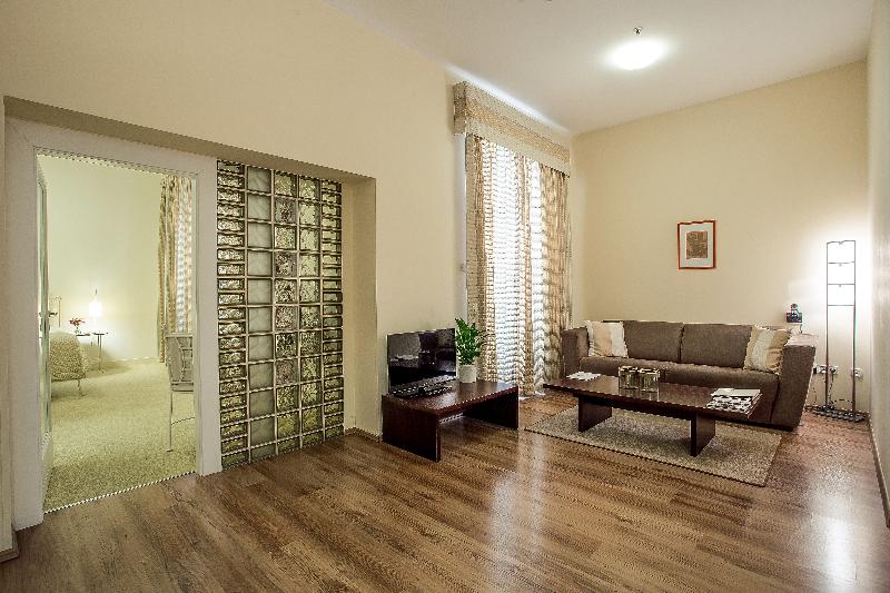 Mamaison Residence Izabella Budapest - Oda