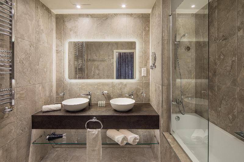 Mamaison Residence Izabella Budapest - Oda