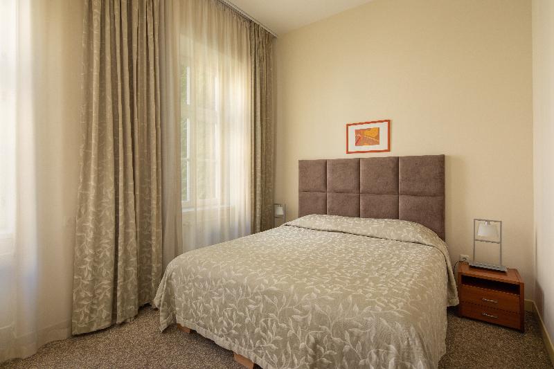 Mamaison Residence Izabella Budapest - Oda