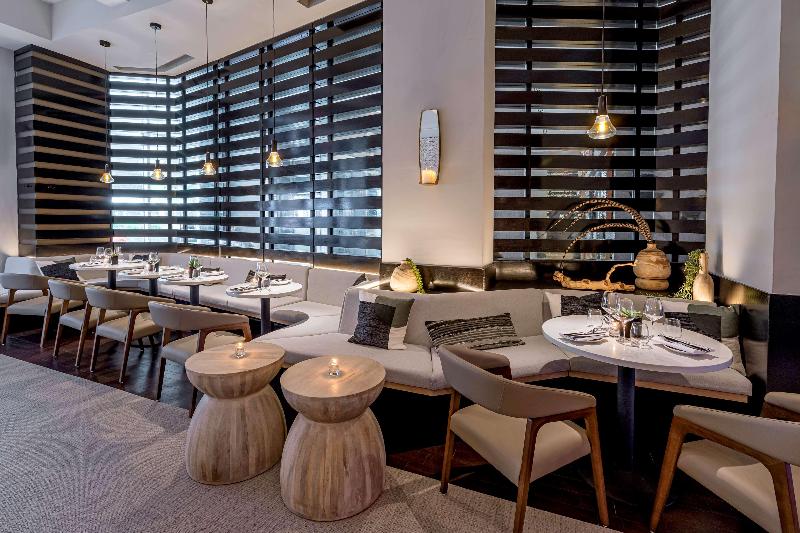 Hilton New York Fashion District - Bar