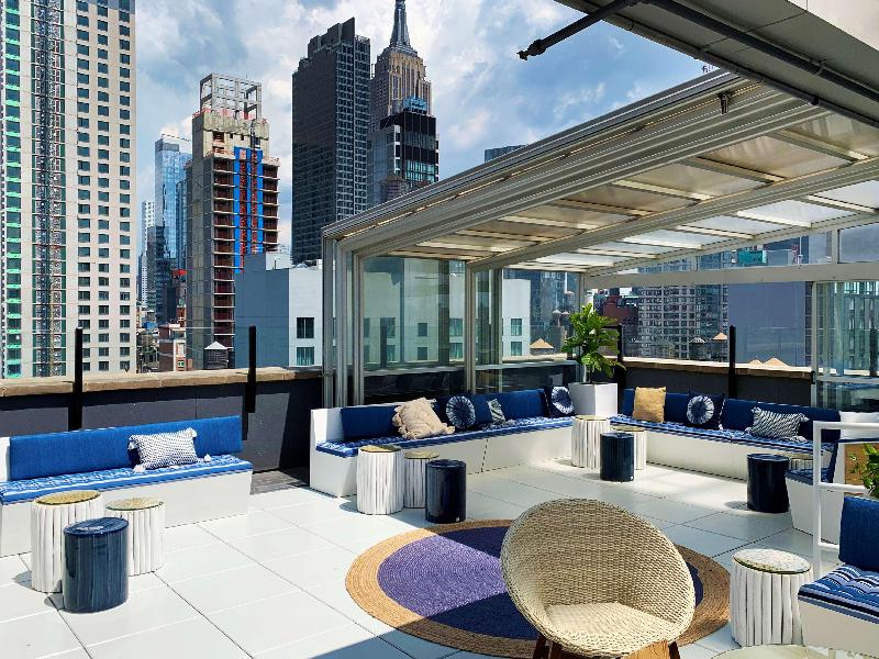 Hilton New York Fashion District - Bar