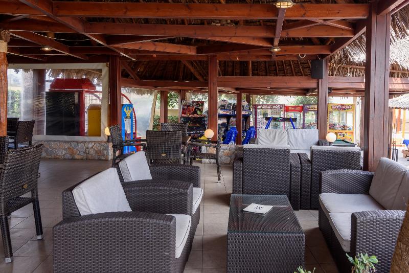 Theo Hotel - Bar