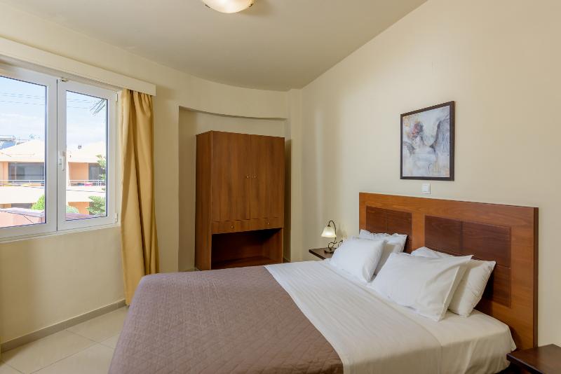 Theo Hotel - Oda