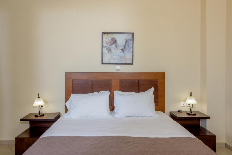 Theo Hotel - Oda
