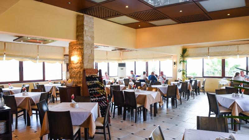 Theo Hotel - Restoran