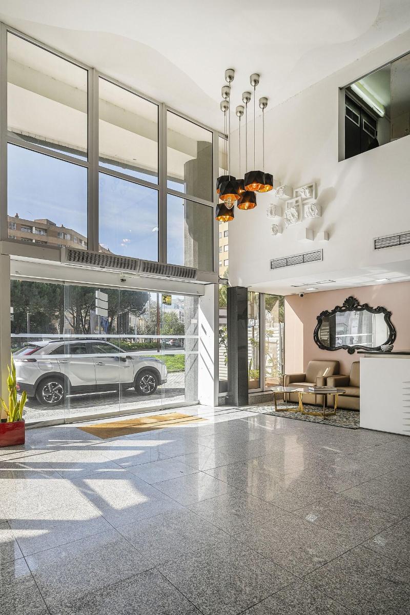 Hotel Amadeos - Lobi