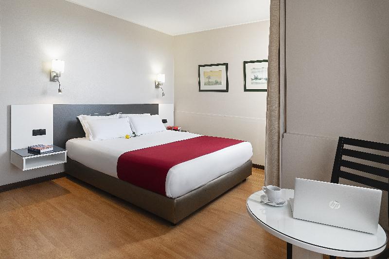 Hotel Amadeos - Oda