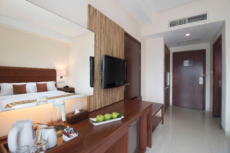 Aston Manado - Oda