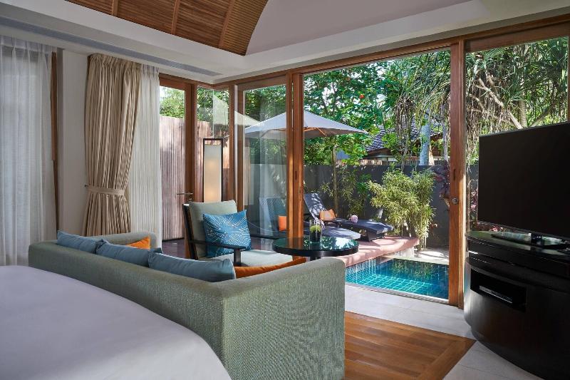 Renaissance Phuket Resort & Spa - Havuz