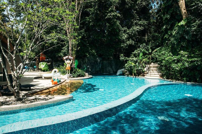 Renaissance Phuket Resort & Spa - Havuz