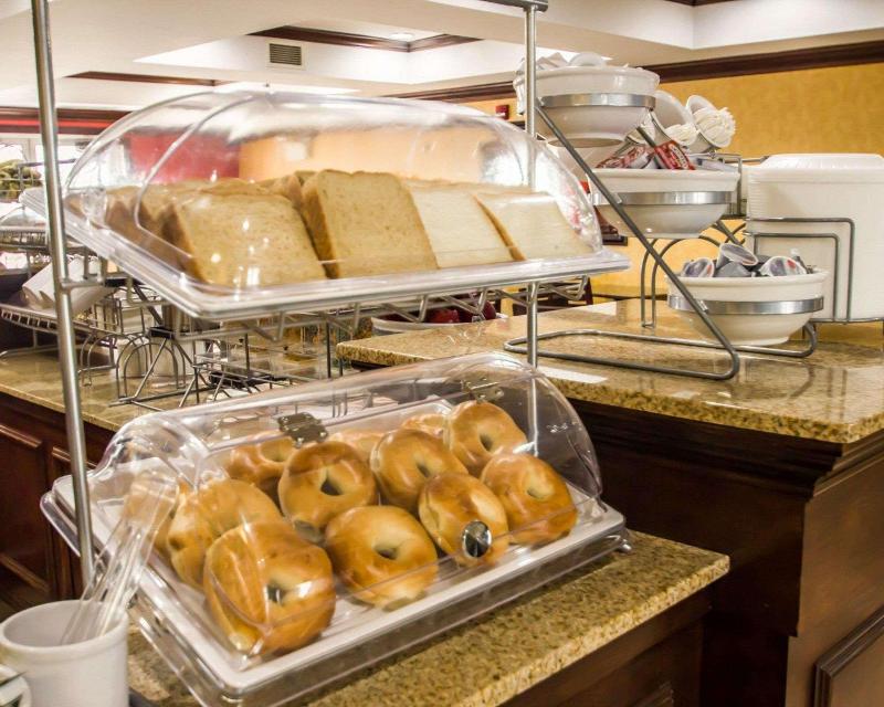 Quality Suites NYC Gateway - Restoran