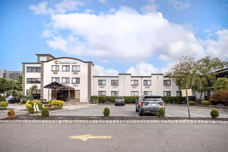 Comfort Inn Edgewater on Hudson River - Genel