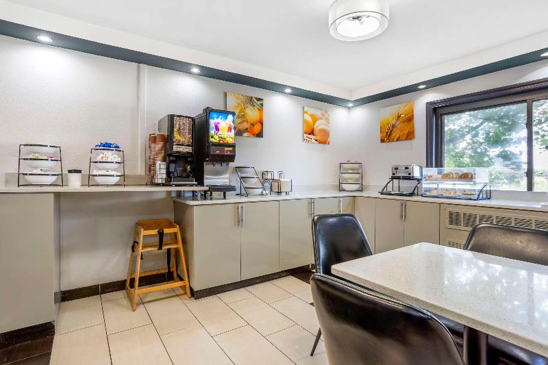 Comfort Inn Edgewater on Hudson River - Restoran